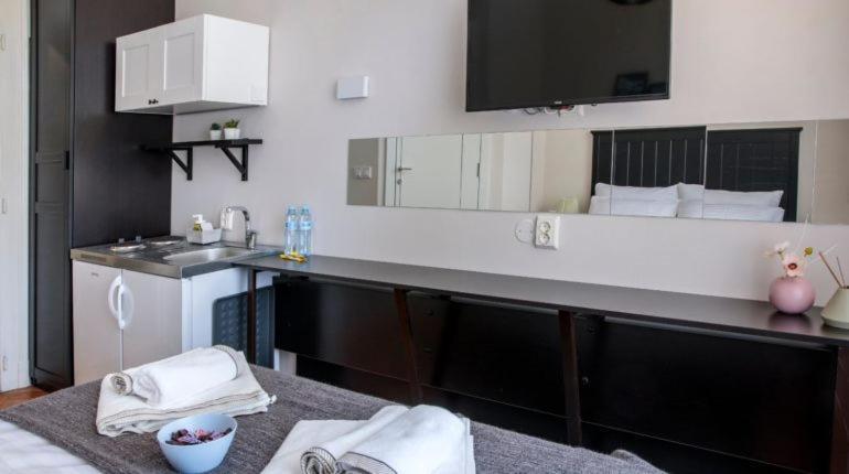 Home Living Dream Apartments Новий Сад Екстер'єр фото